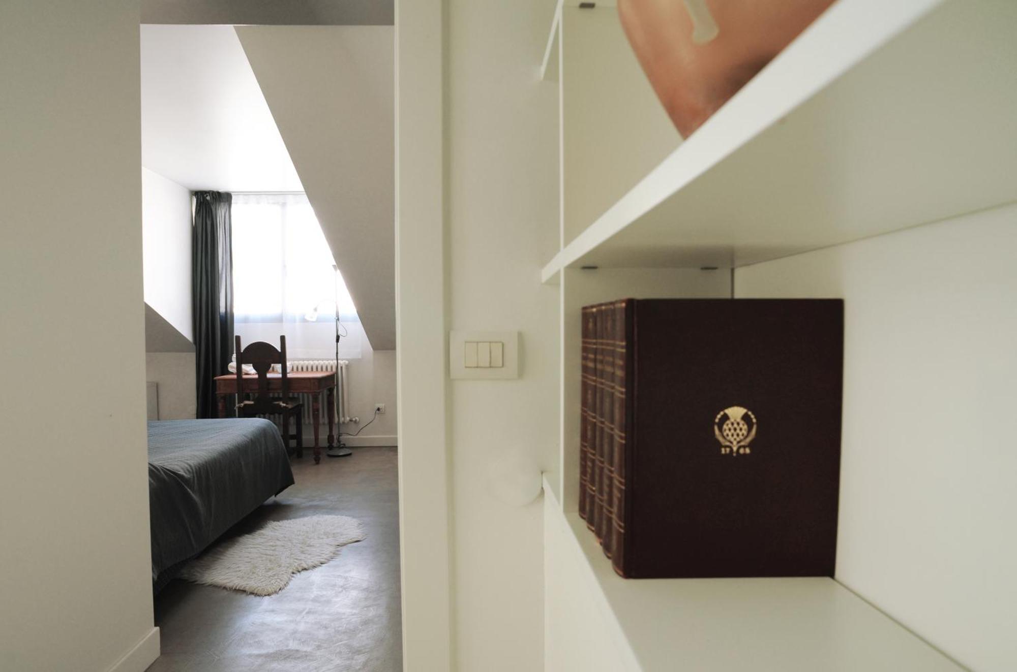 Loft Sant Ambrogio With Terrance Apartment *