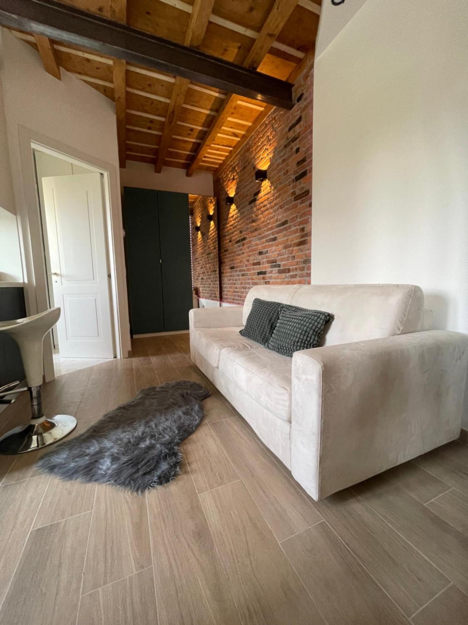 Apartment Chiesa Rossa-loft And Apartments-navigli