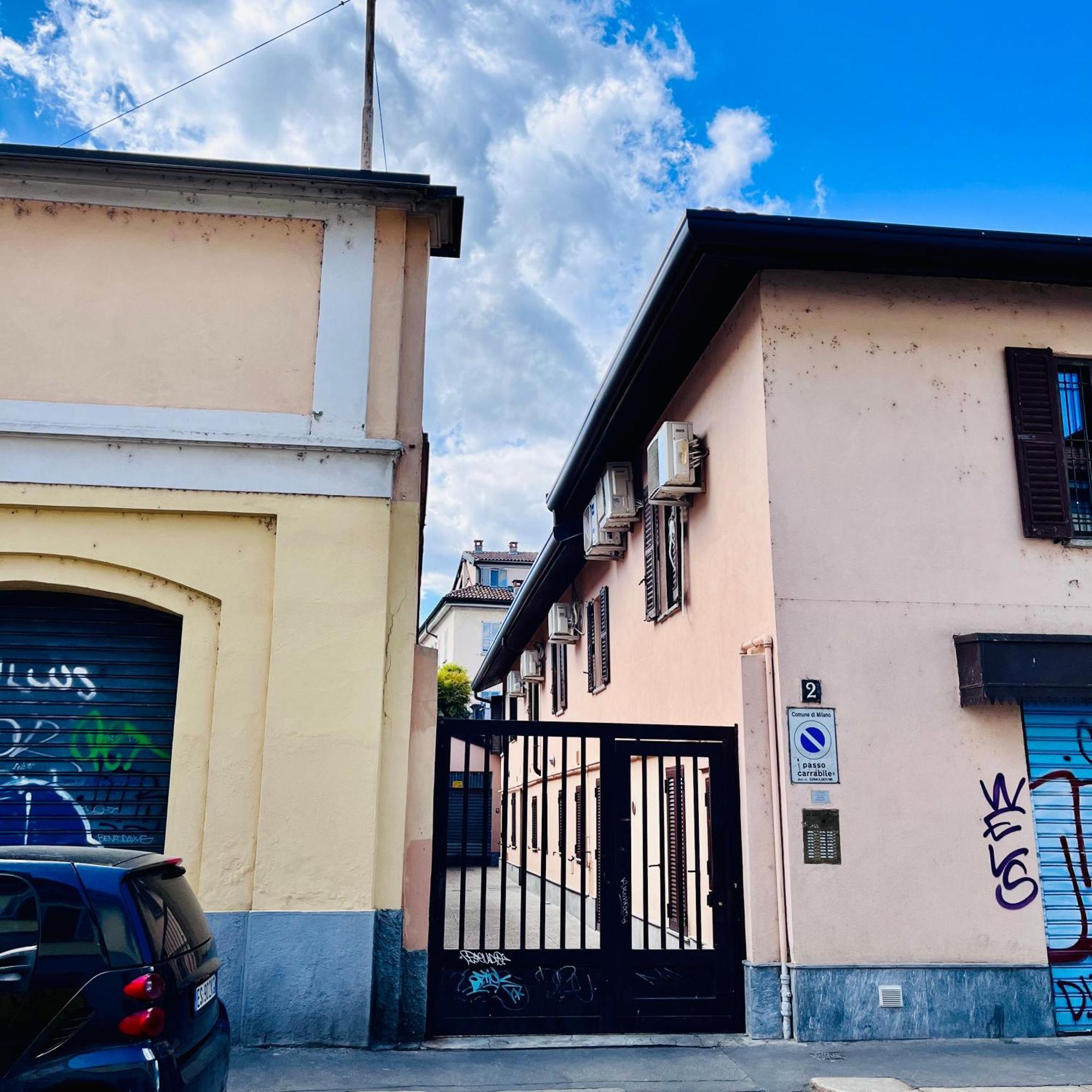 Riverside Loft Navigli - Spacious Two-bedroom Apartamento