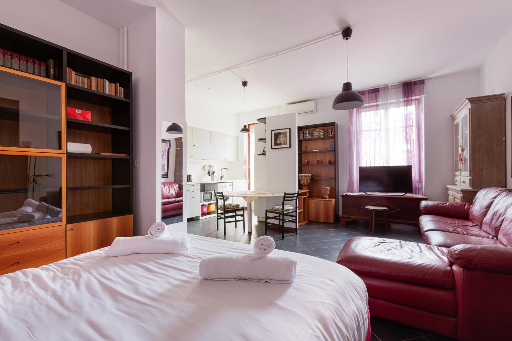 De Angeli M1 - Colorful With Balcony! Apartamento
