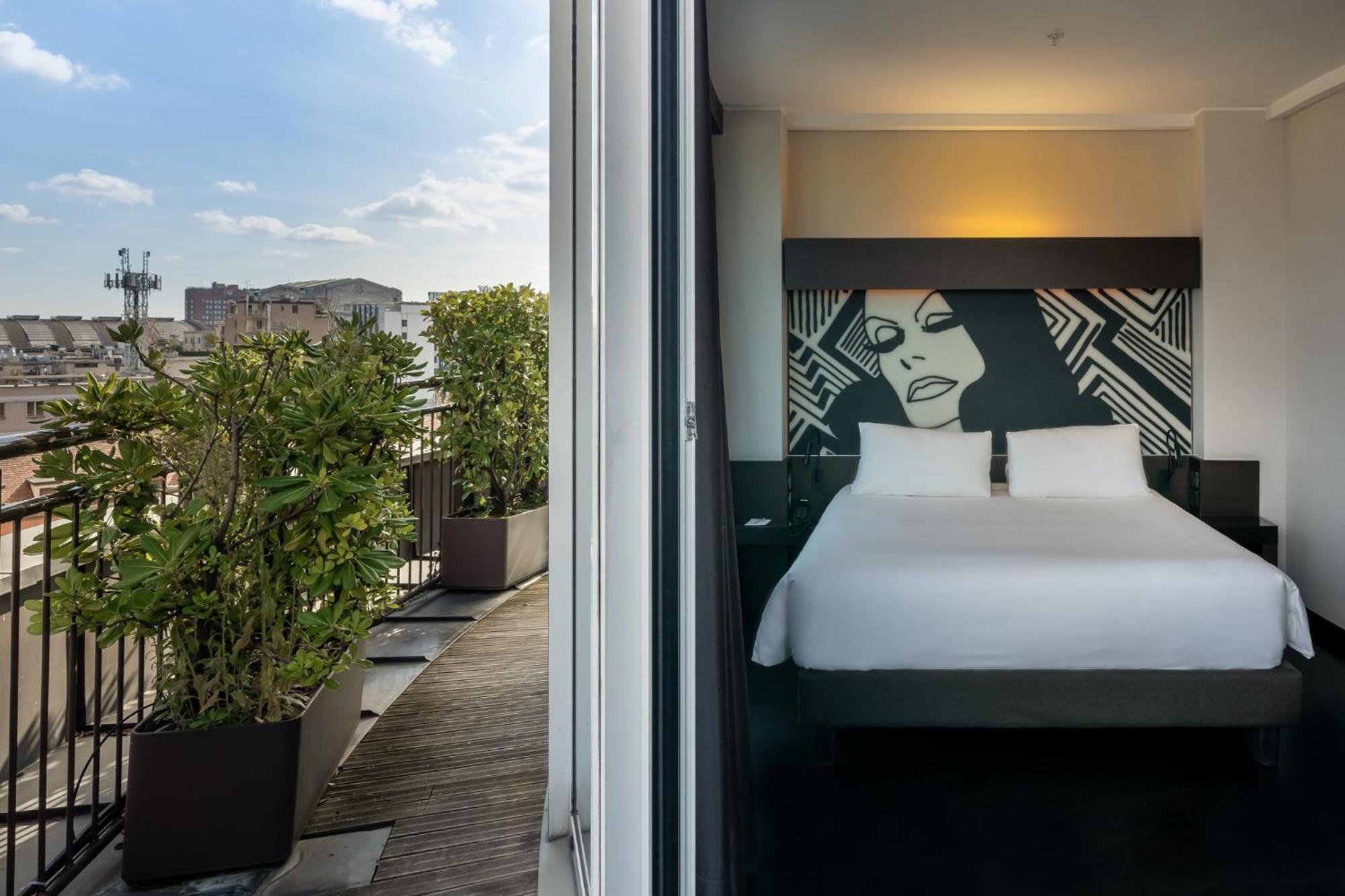 Crowne Plaza City By Ihg Hotel