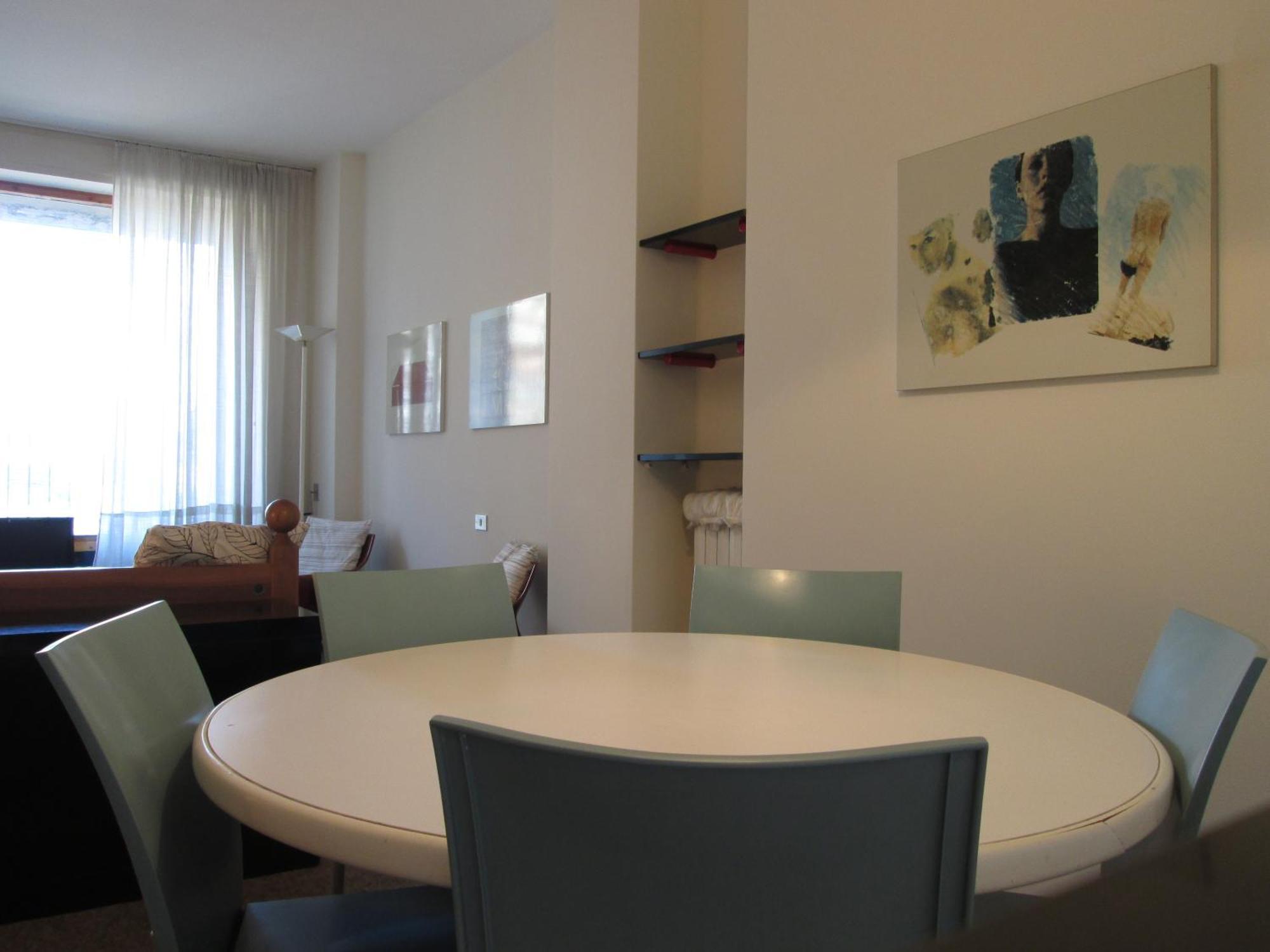 Domus Mailand