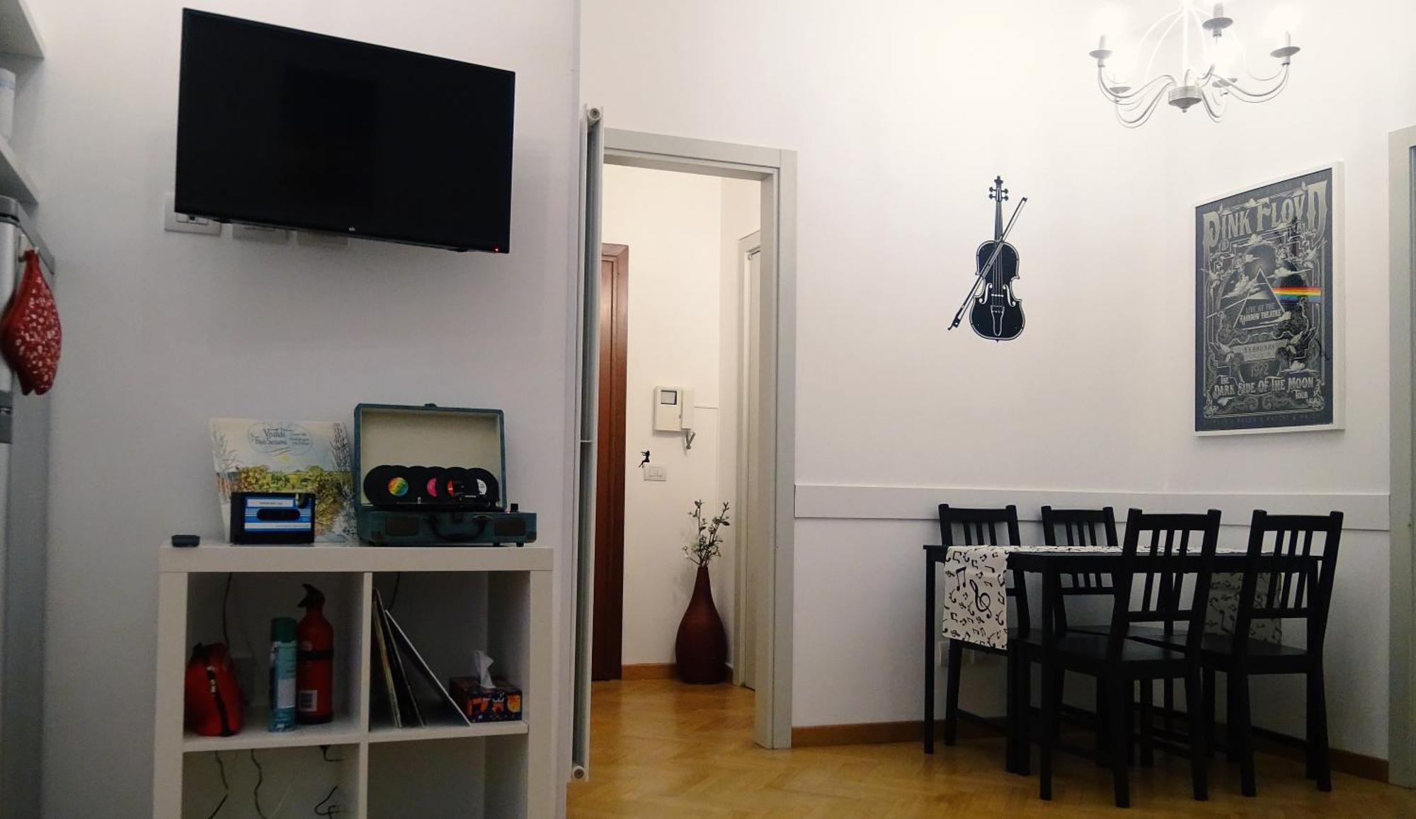 Music House - Metro M4 - Linate - Citta Studi