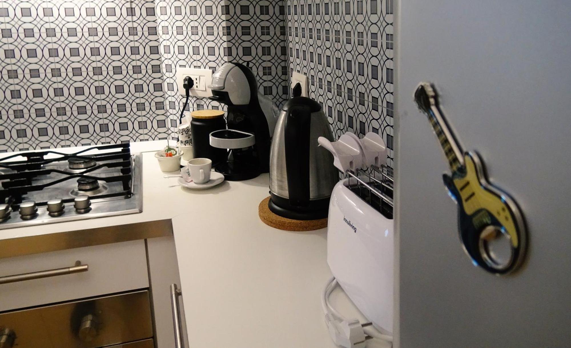 Apartment Music House - Metro M4 - Linate - Citta Studi *