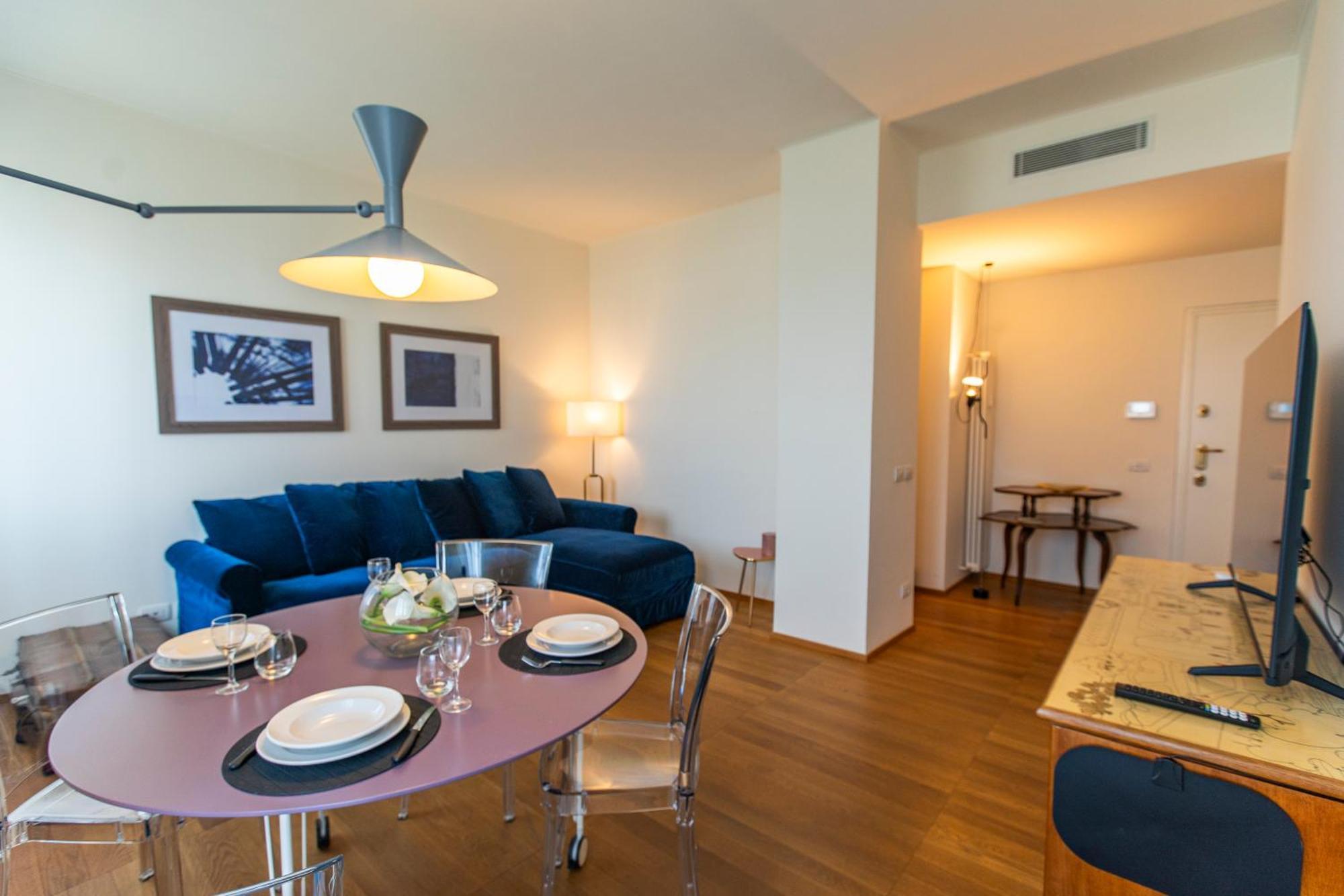 Skyattic - 801 - Citylife - 1 Min Domodossola M5