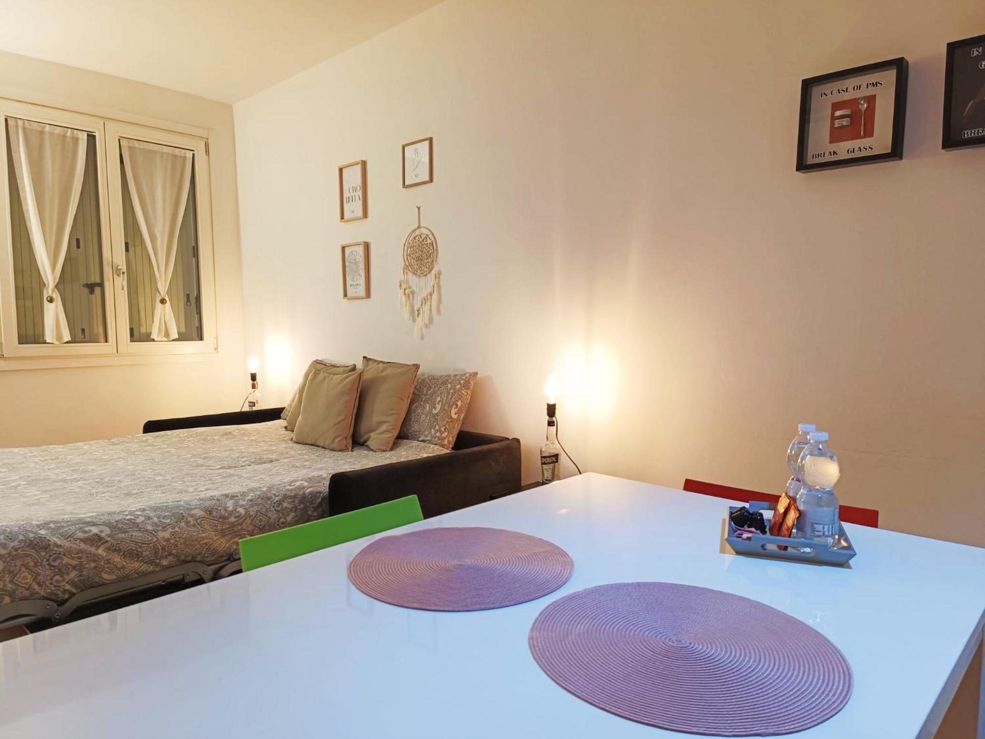 Apartment Yr - Navigli *
