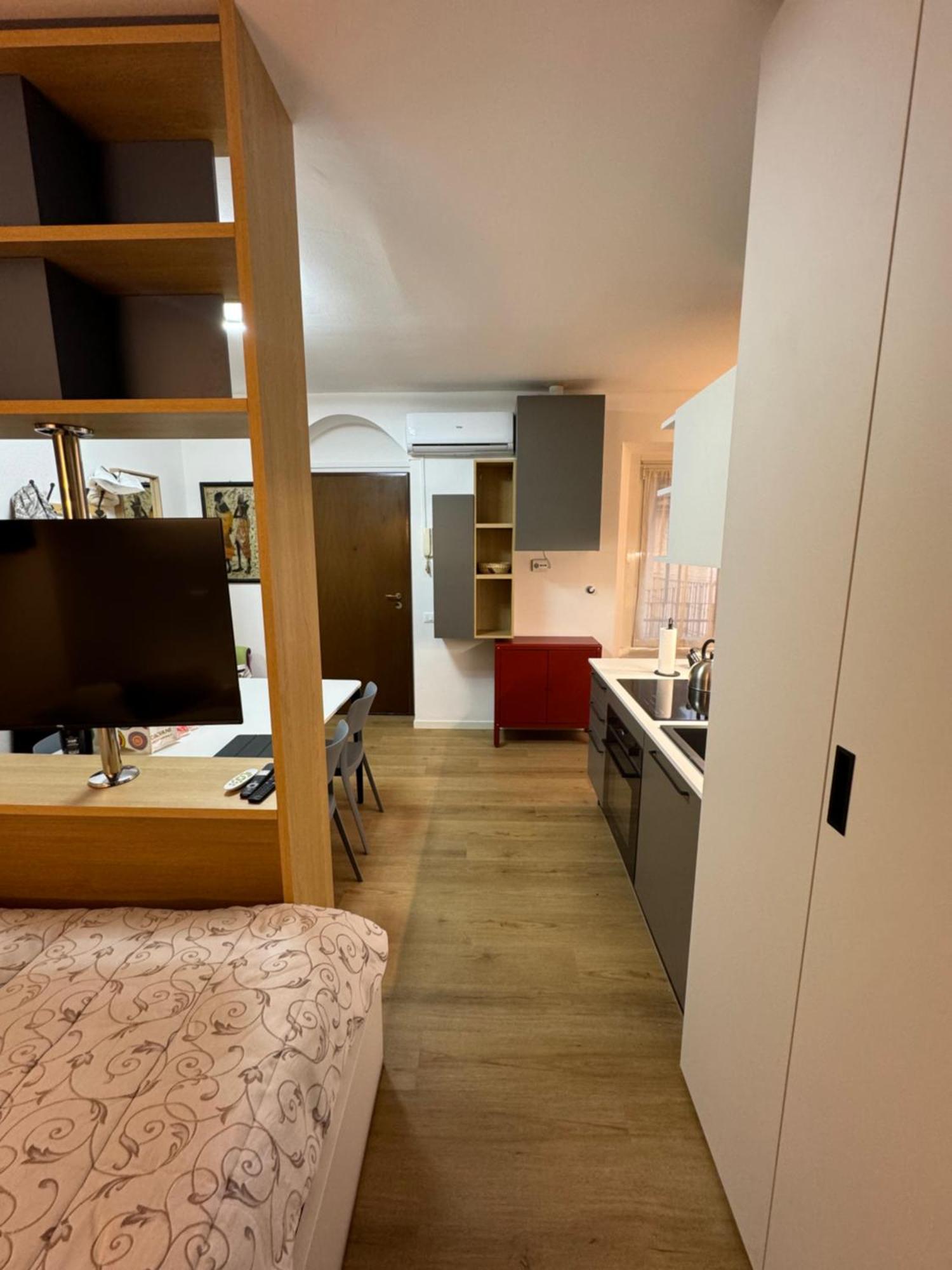 Loft Bosco Verticale - Isola Apartment