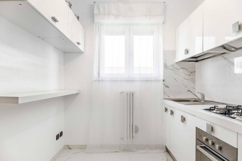 Jacuzzi Duomo - Free Parcking Ac Wi-fi Apartment Mailand