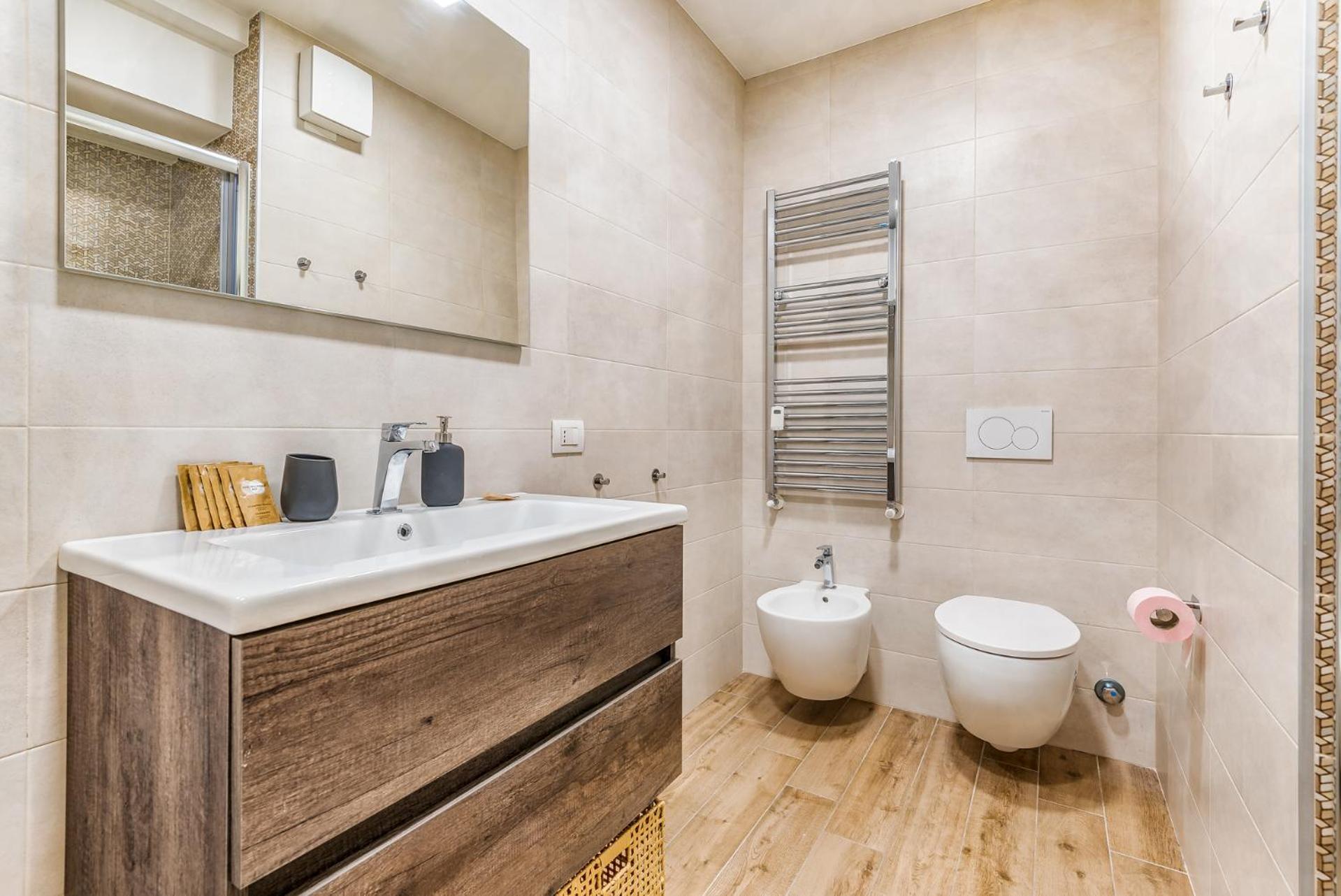 High-class Porta Venezia Flat Via Salvini Apartment Milan