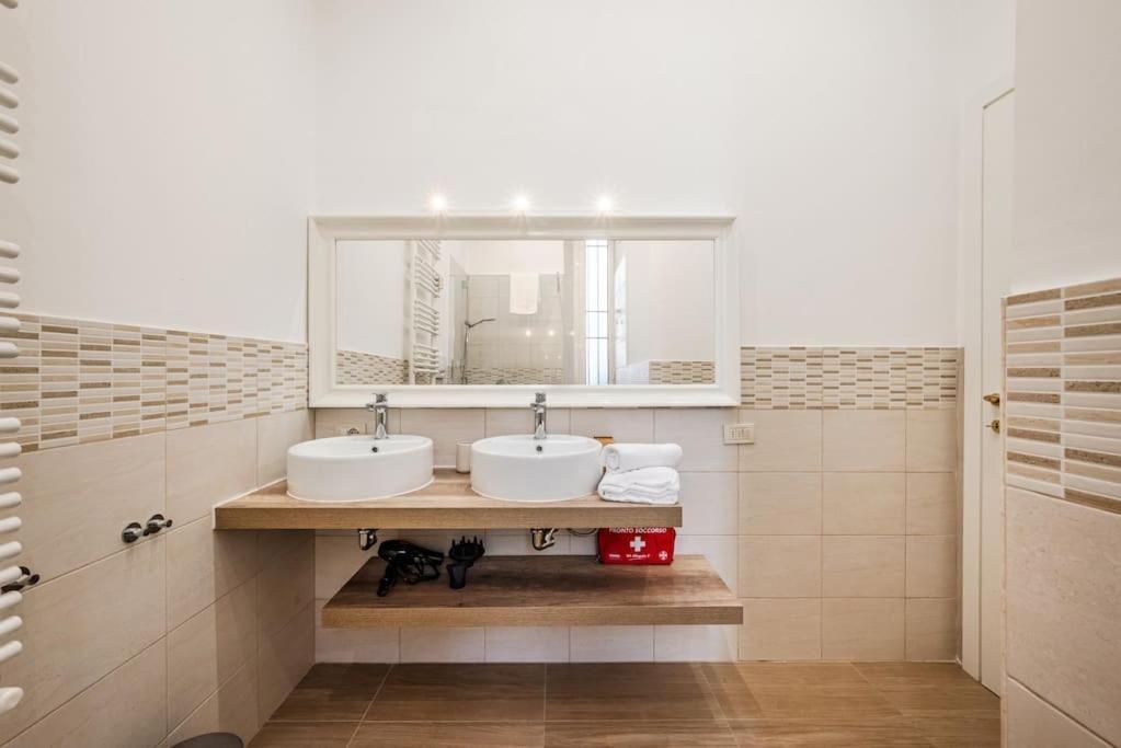 Apartamento Centrale's Nest - Elegant Close To Station