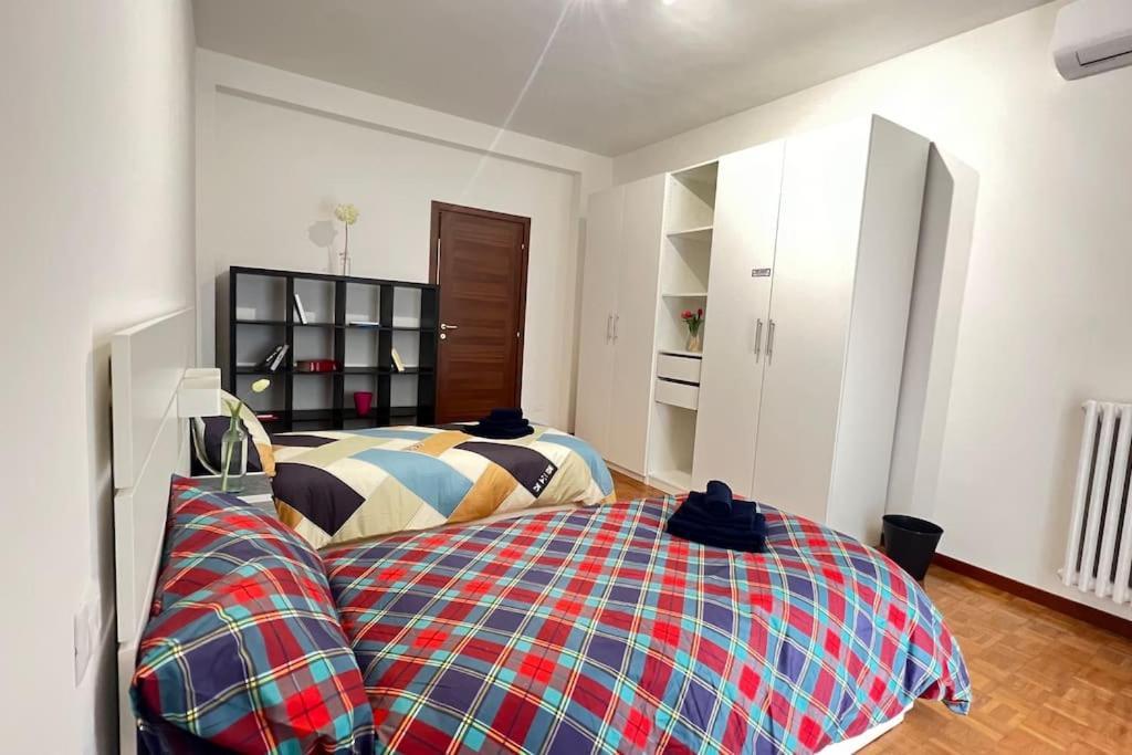 Apartment New And Elegant On The Navigli Netflix E