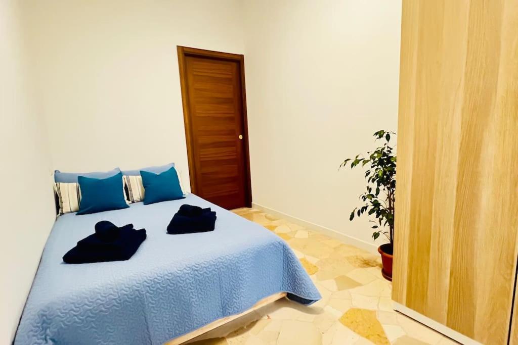 Apartment New And Elegant On The Navigli Netflix E Mailand