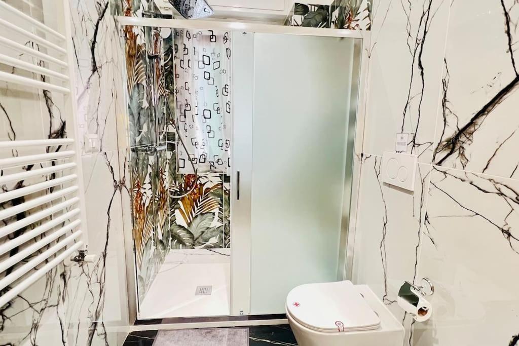 New And Elegant On The Navigli Netflix E Apartment *