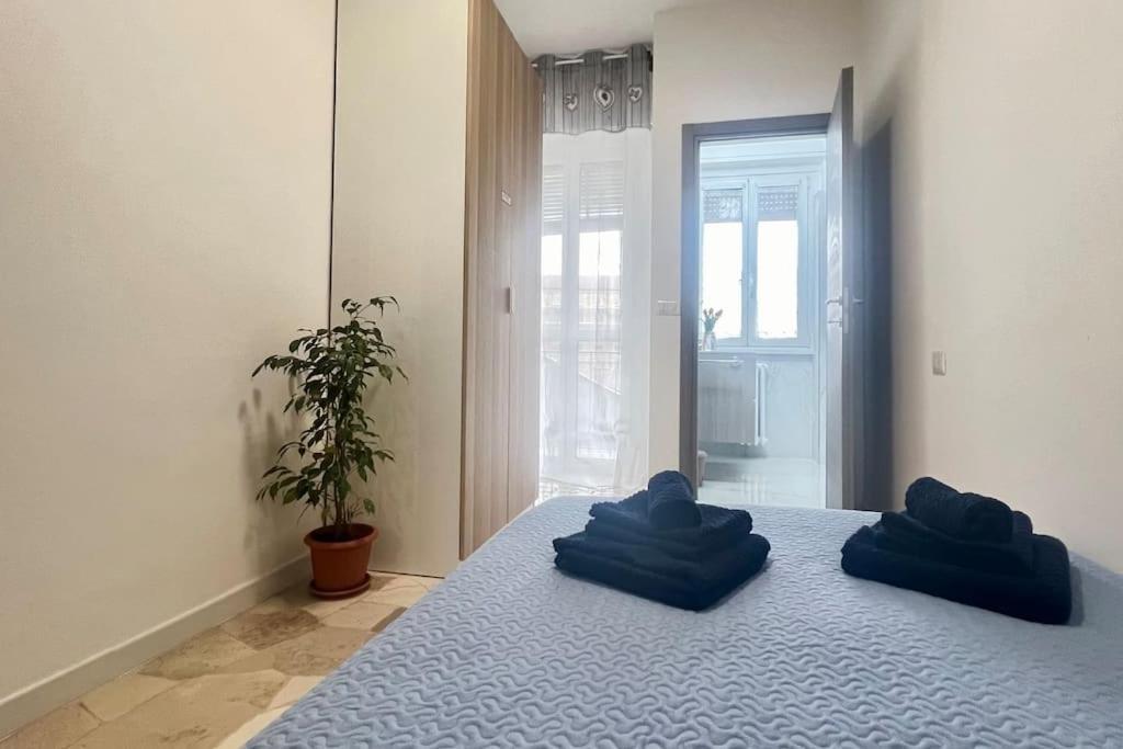 New And Elegant On The Navigli Netflix E Mailand