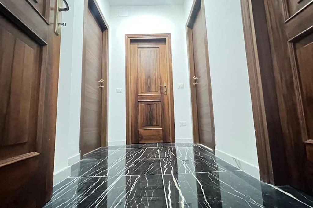 New And Elegant On The Navigli Netflix E Apartment *