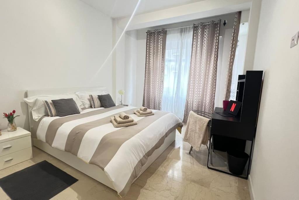New And Elegant On The Navigli Netflix E Apartment