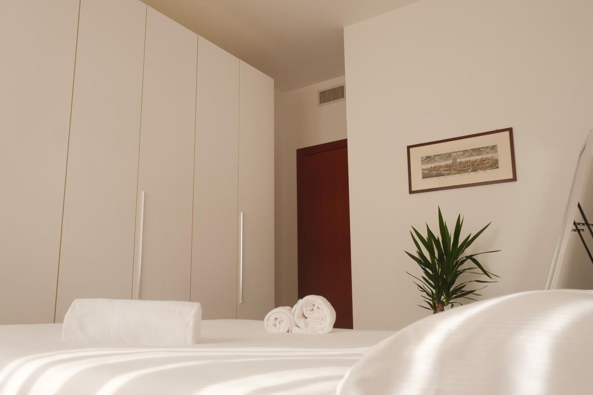 Bwr - In Zona Sempione-tre Torri, Via Alberti Apartamento Milão