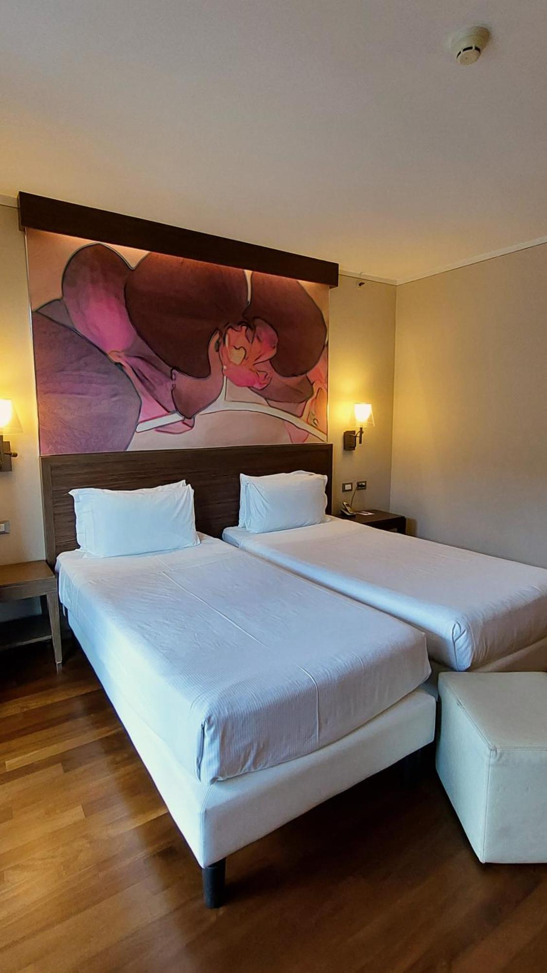 Ramada Plaza By Wyndham Hotel Milão