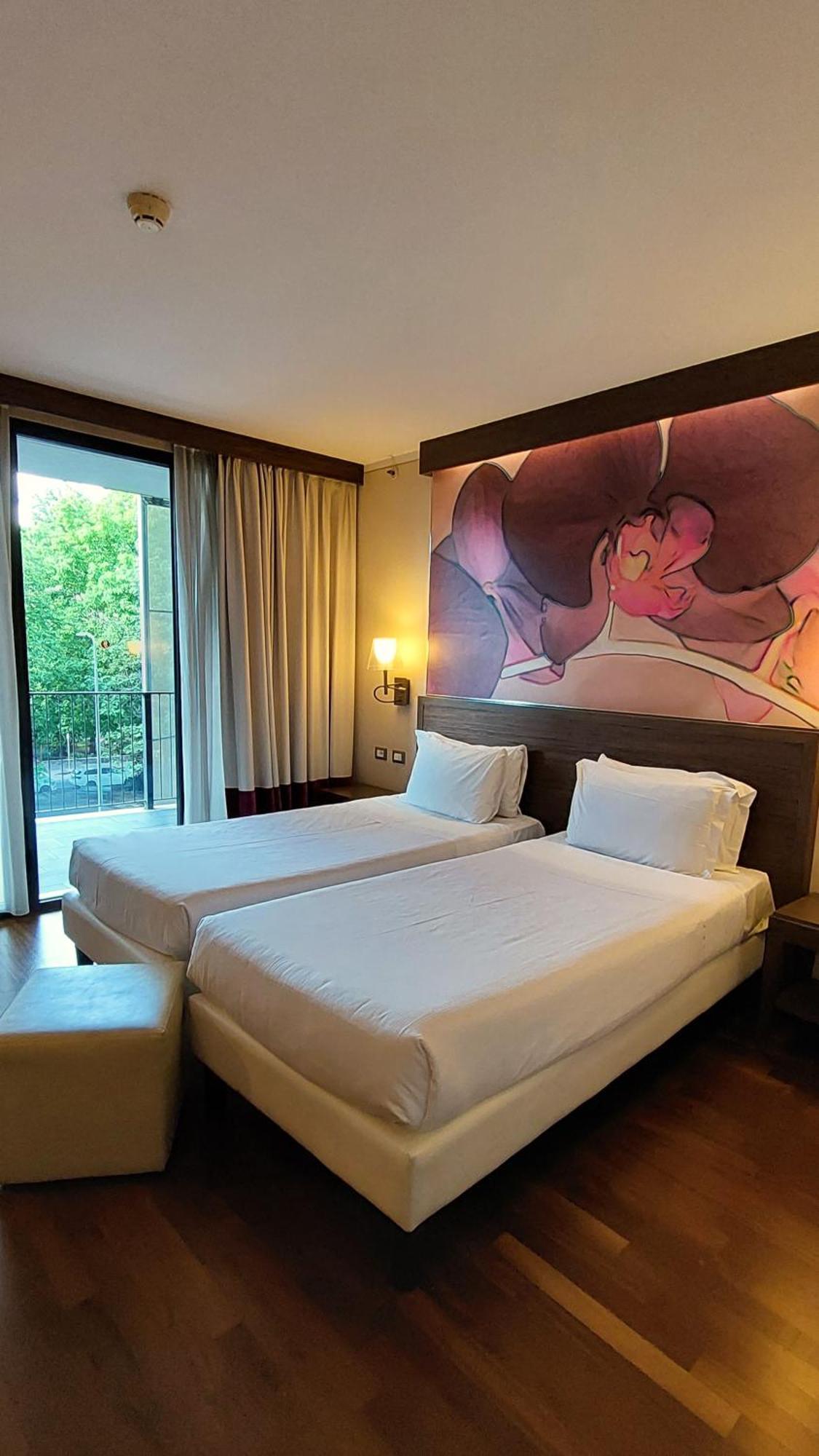 Hotel Ramada Plaza By Wyndham Milão