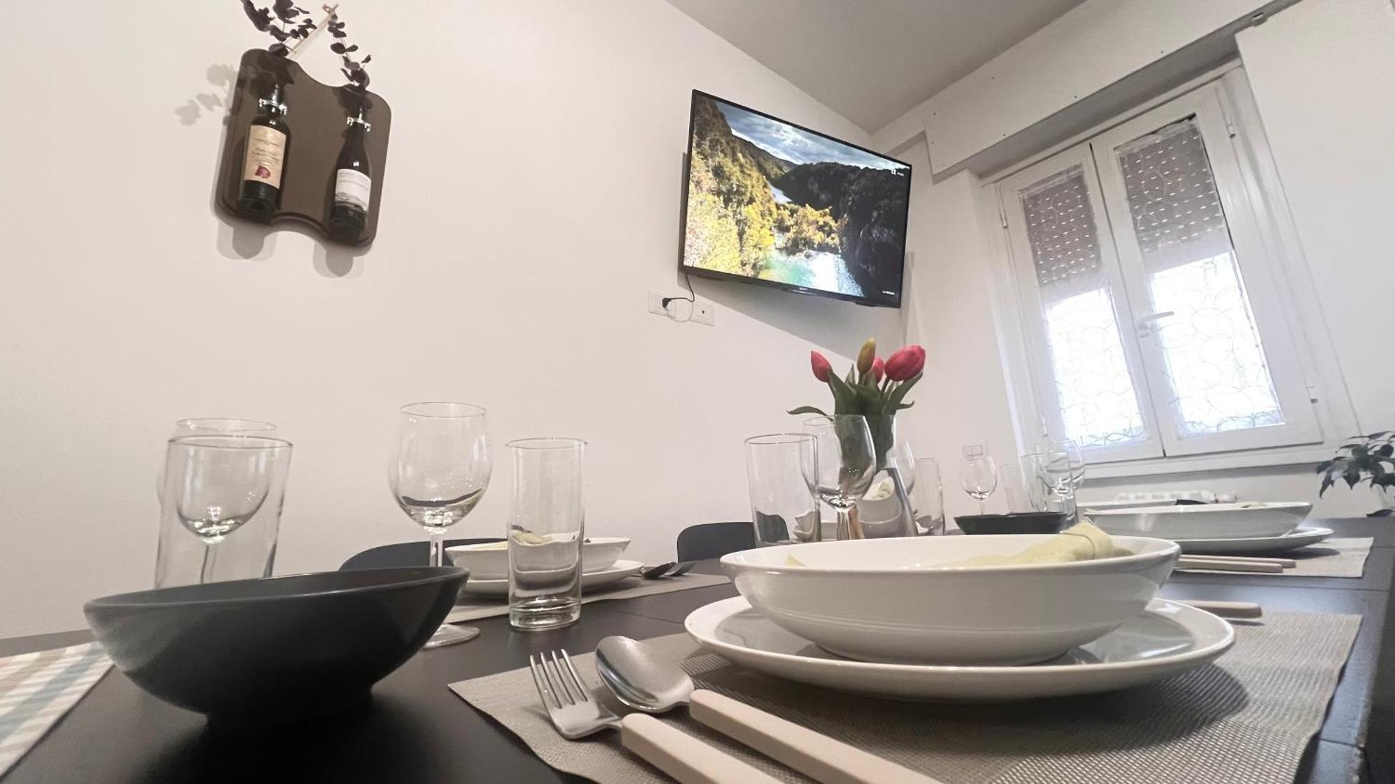 Apartment New And Elegant On The Navigli Netflix E Mailand