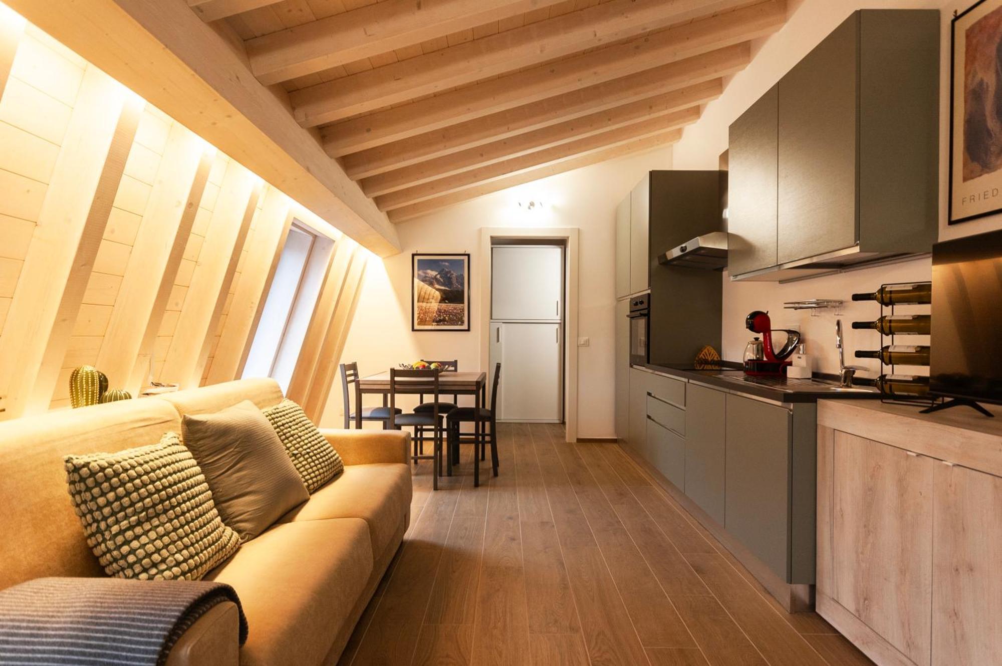 Guinizzelli 4 Apartment
