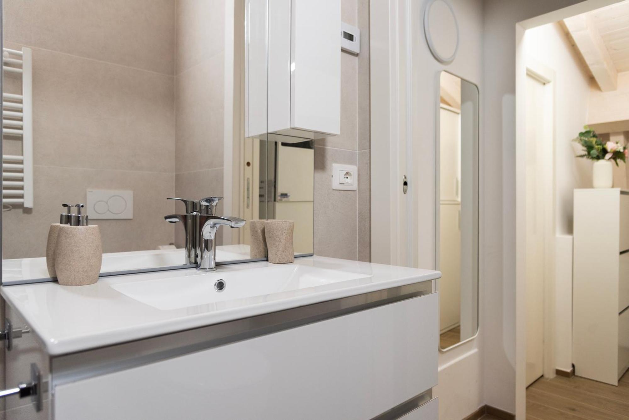 Apartment Guinizzelli 4