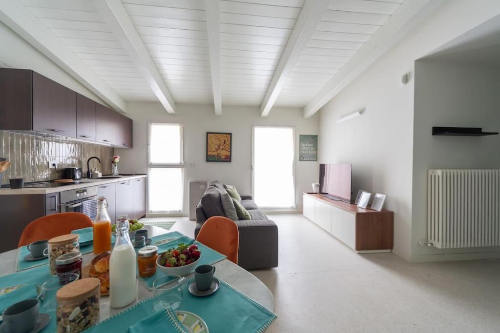 Apartment Castaldi Charming Suite-hosted By Sweetstay Mailand