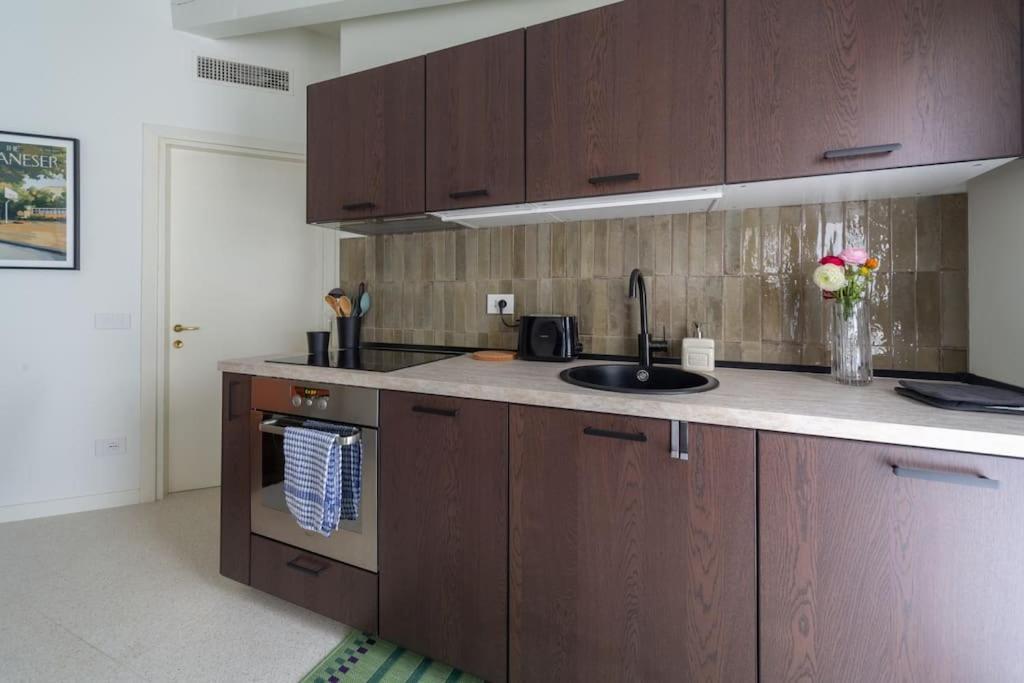 Castaldi Charming Suite-hosted By Sweetstay Apartment