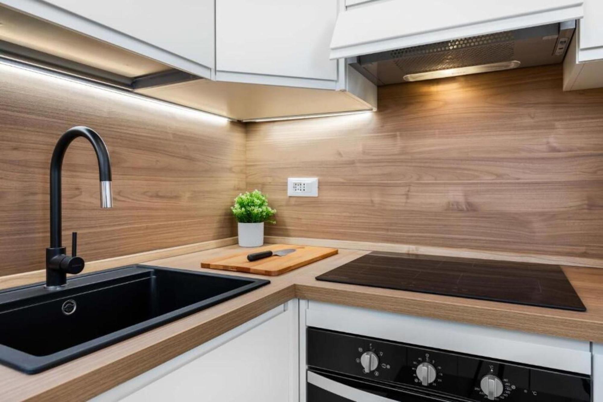Fieramilano-san Siro Exclusive Milanese House Apartment *