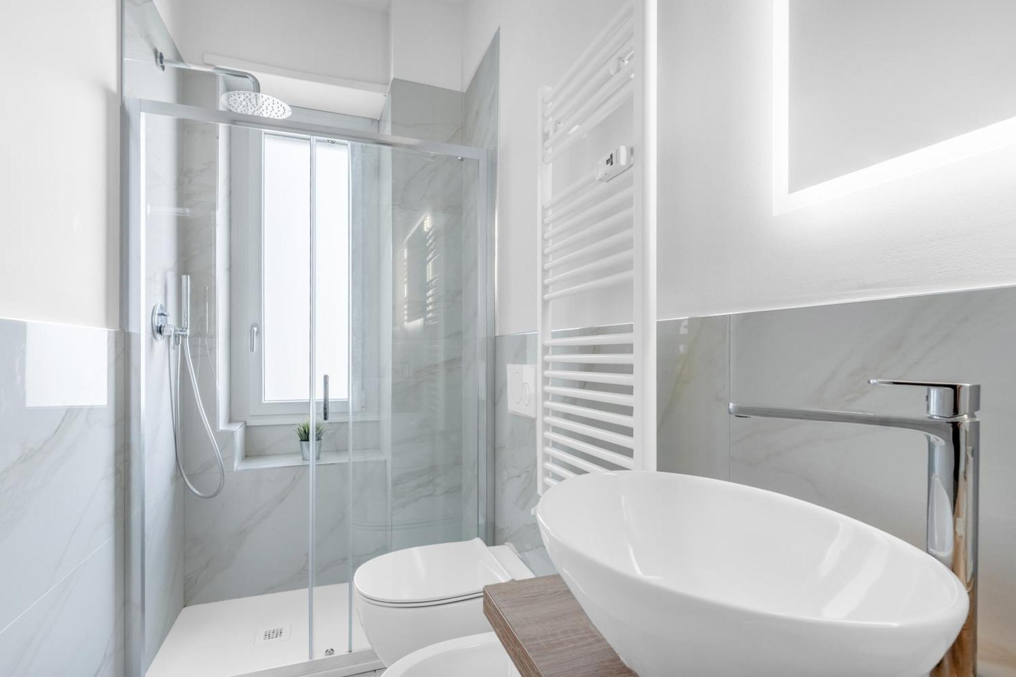 Sil5 - Bright - Luxury *