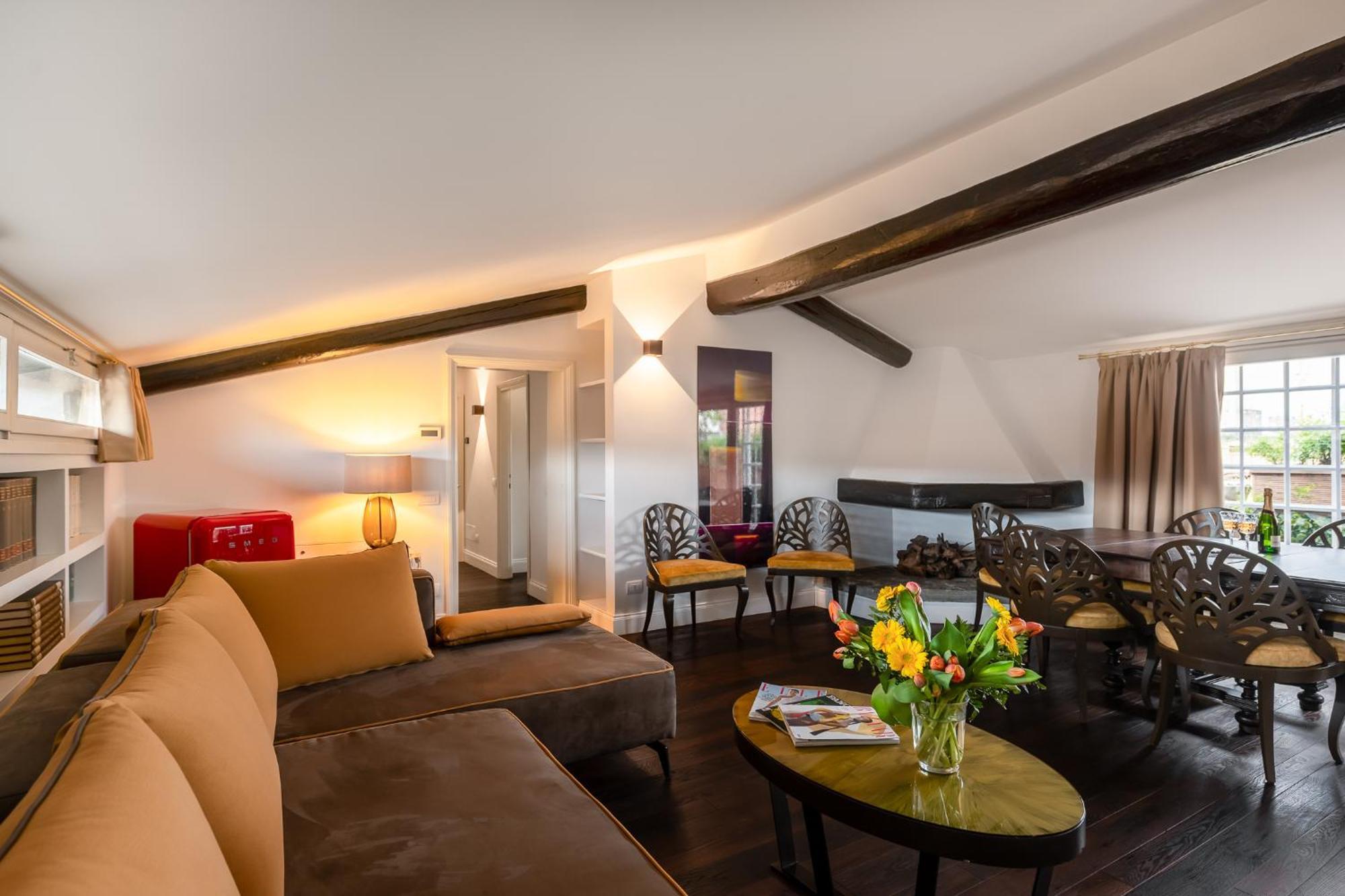 Allegroitalia Penthouse Montenapoleone * Milão