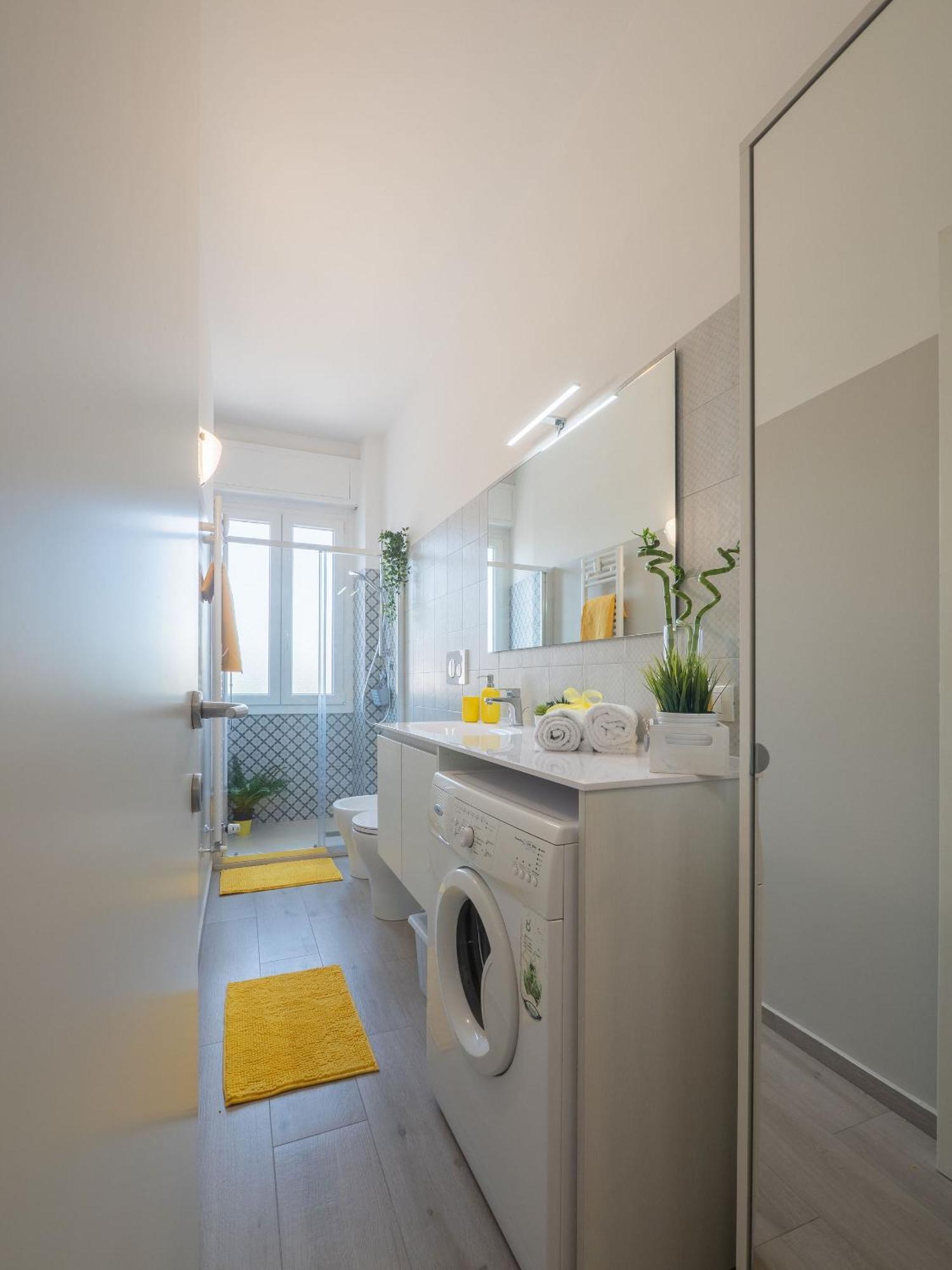 Xenia - Modern, Quiet And Cozy Apartment Mailand