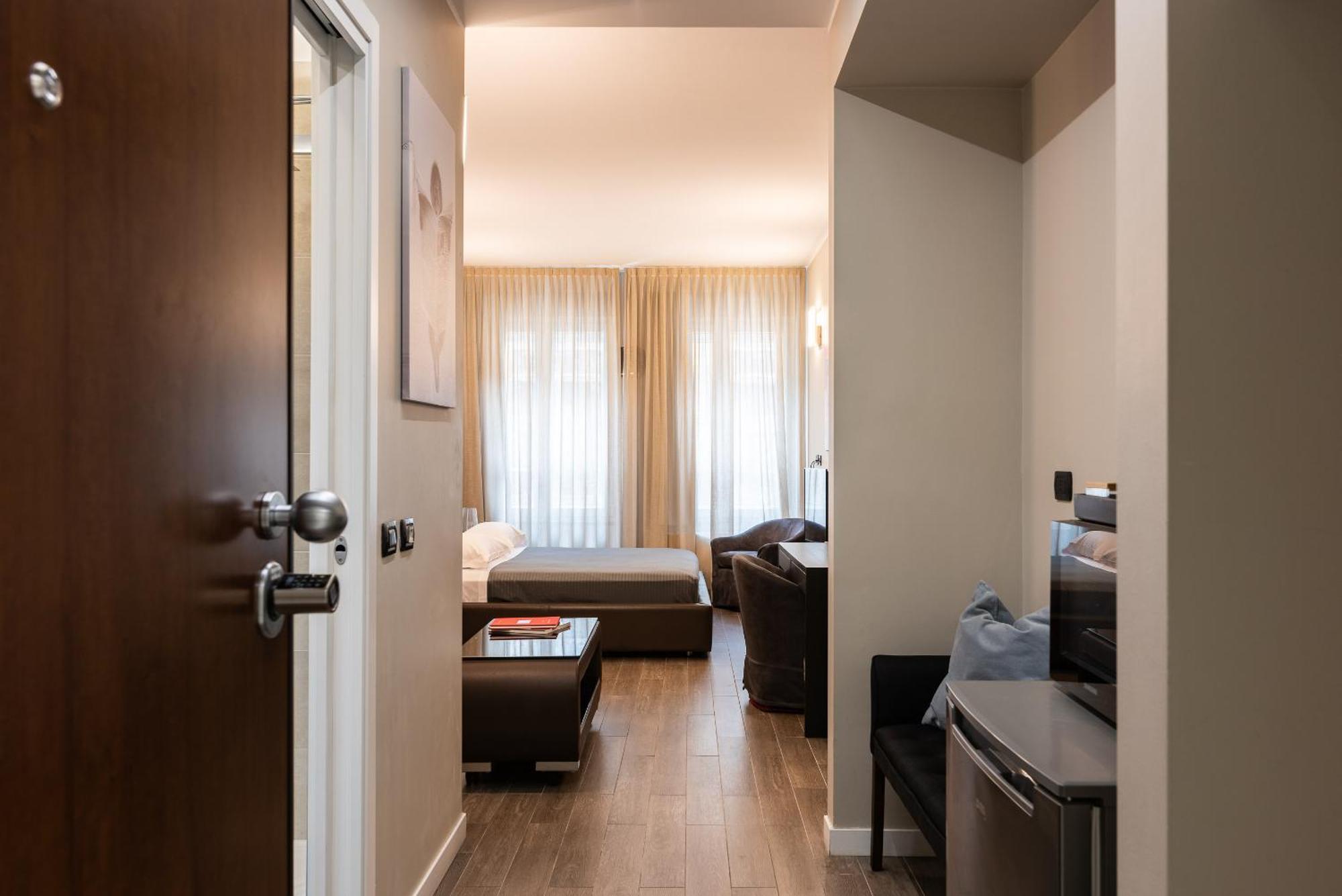 Double L Luxury Apartment