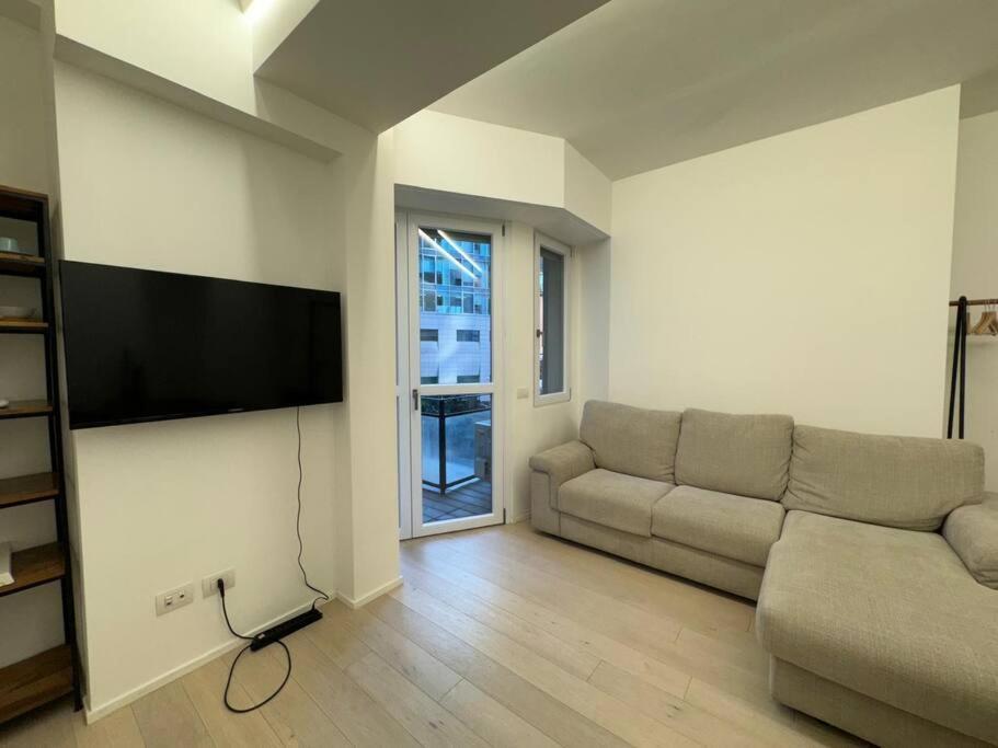 Apartment Modern - Walking Distance To Station Mailand