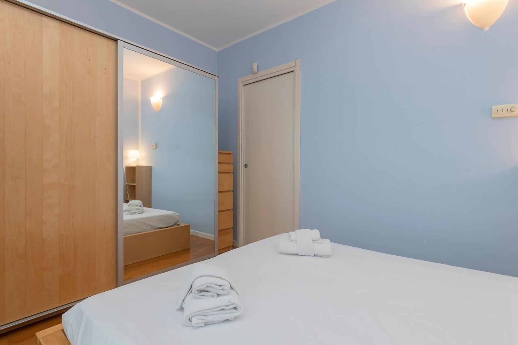 Apartamento Xenia - Spacious Three-room 10 Min From Linate *