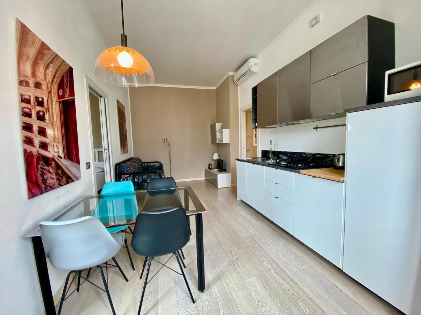 Apartment Piazzale Susa Bright Flat Con Veranda Mailand