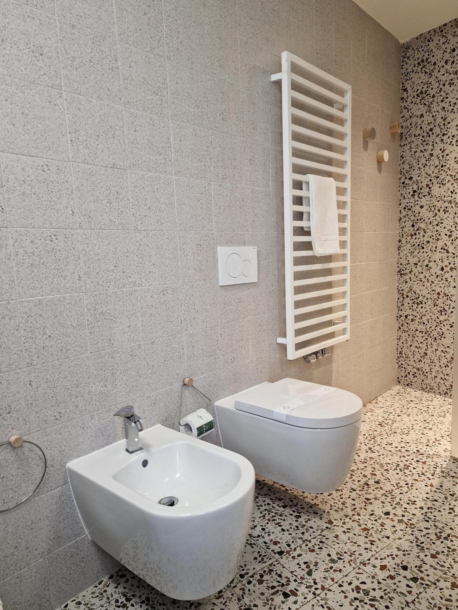 Cozy Flat Mins Walk To Navigli And Metro Porta Genova Apartment *