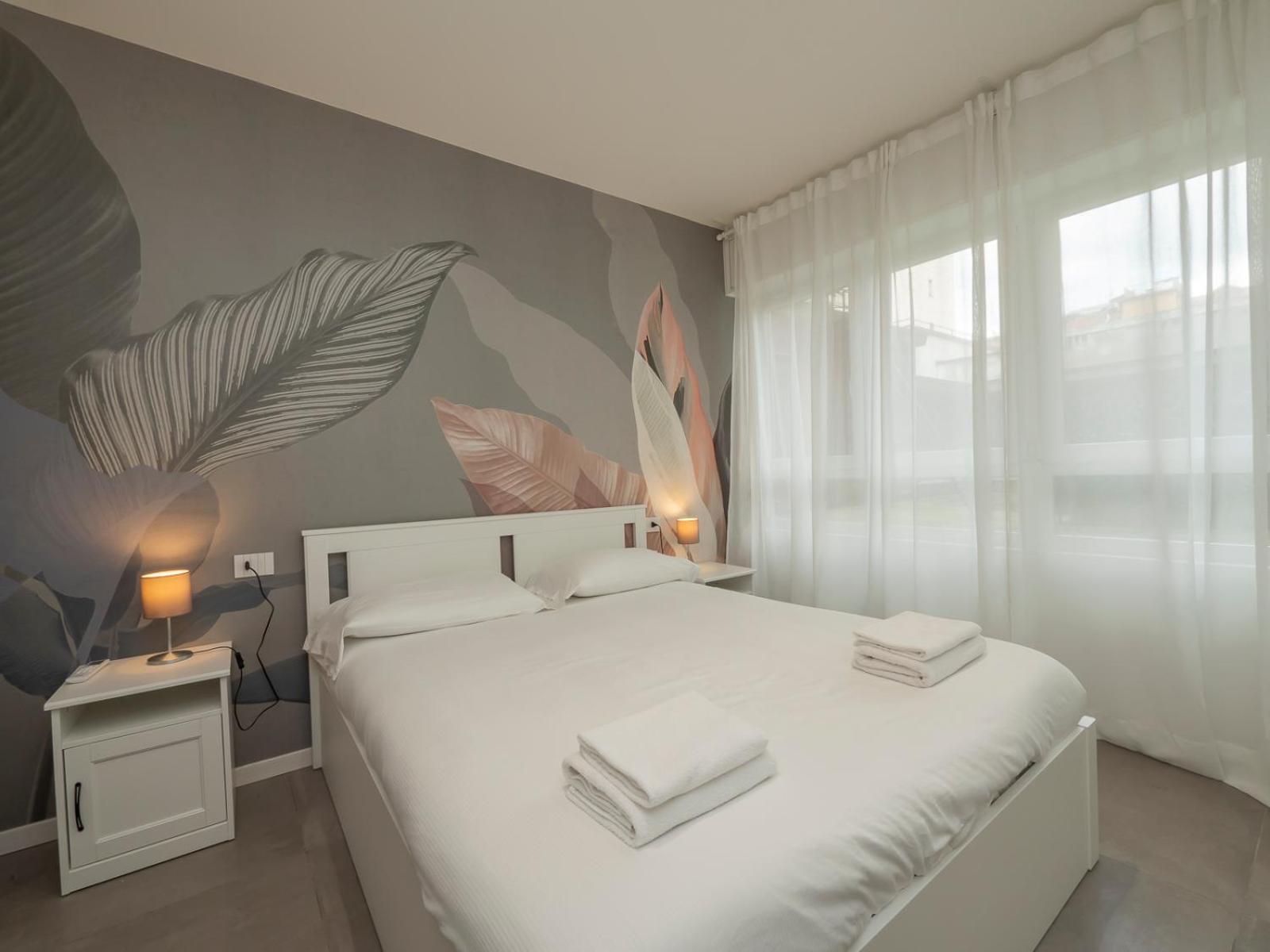 Ihost Luxury - Neg Roli 8