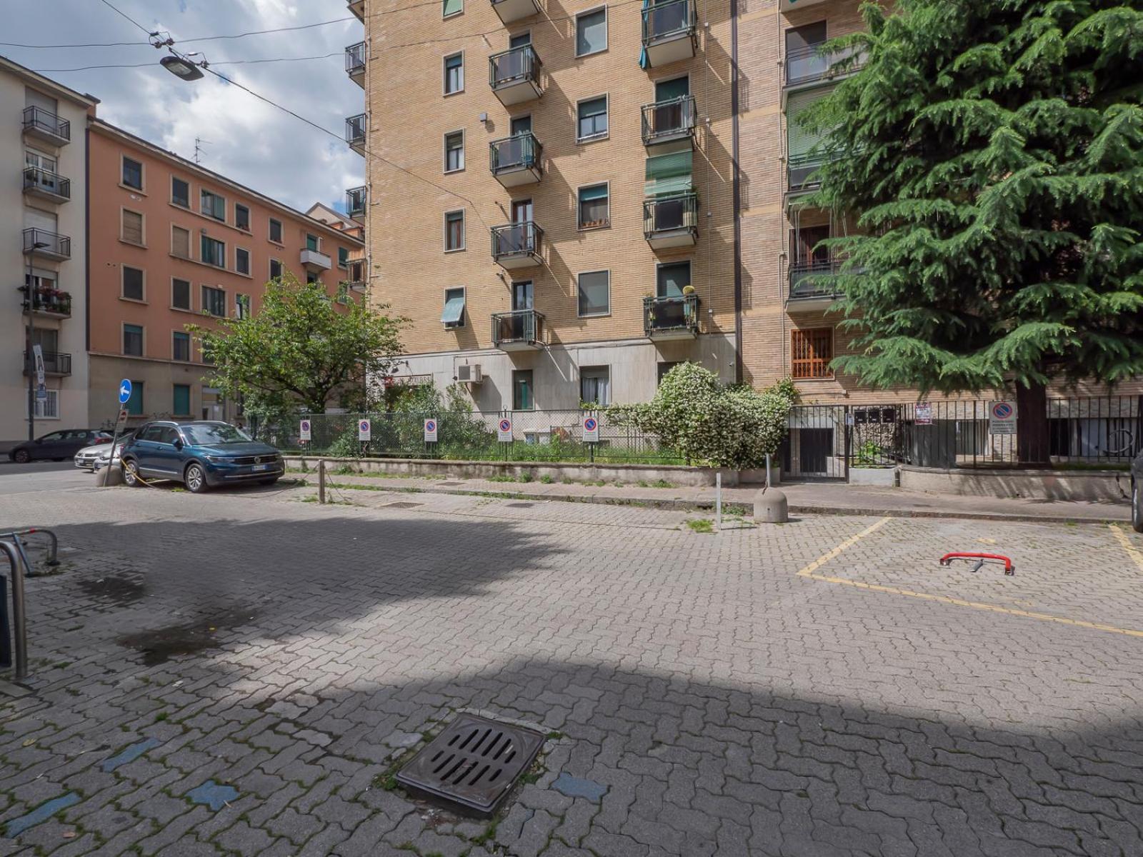 Ihost Luxury - Neg Roli 8 * Milan