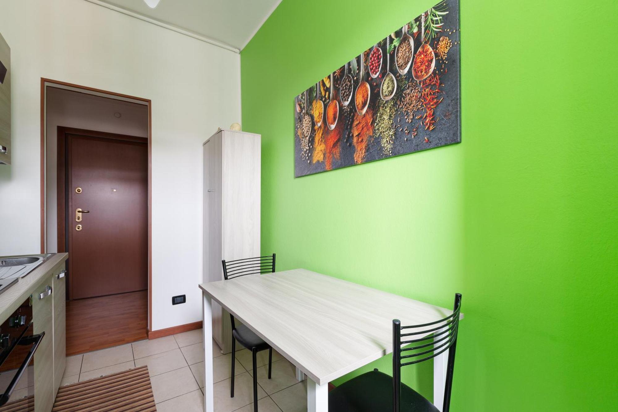 Cosy Milano- Bisceglie M1 * Milão