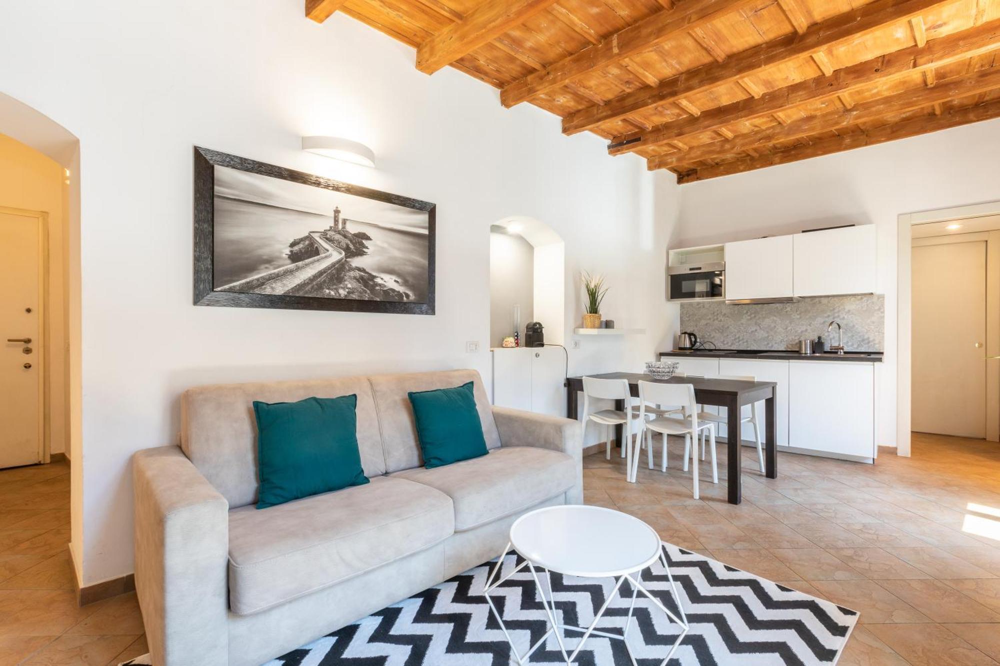 Apartment - Alzaia Naviglio Grande *