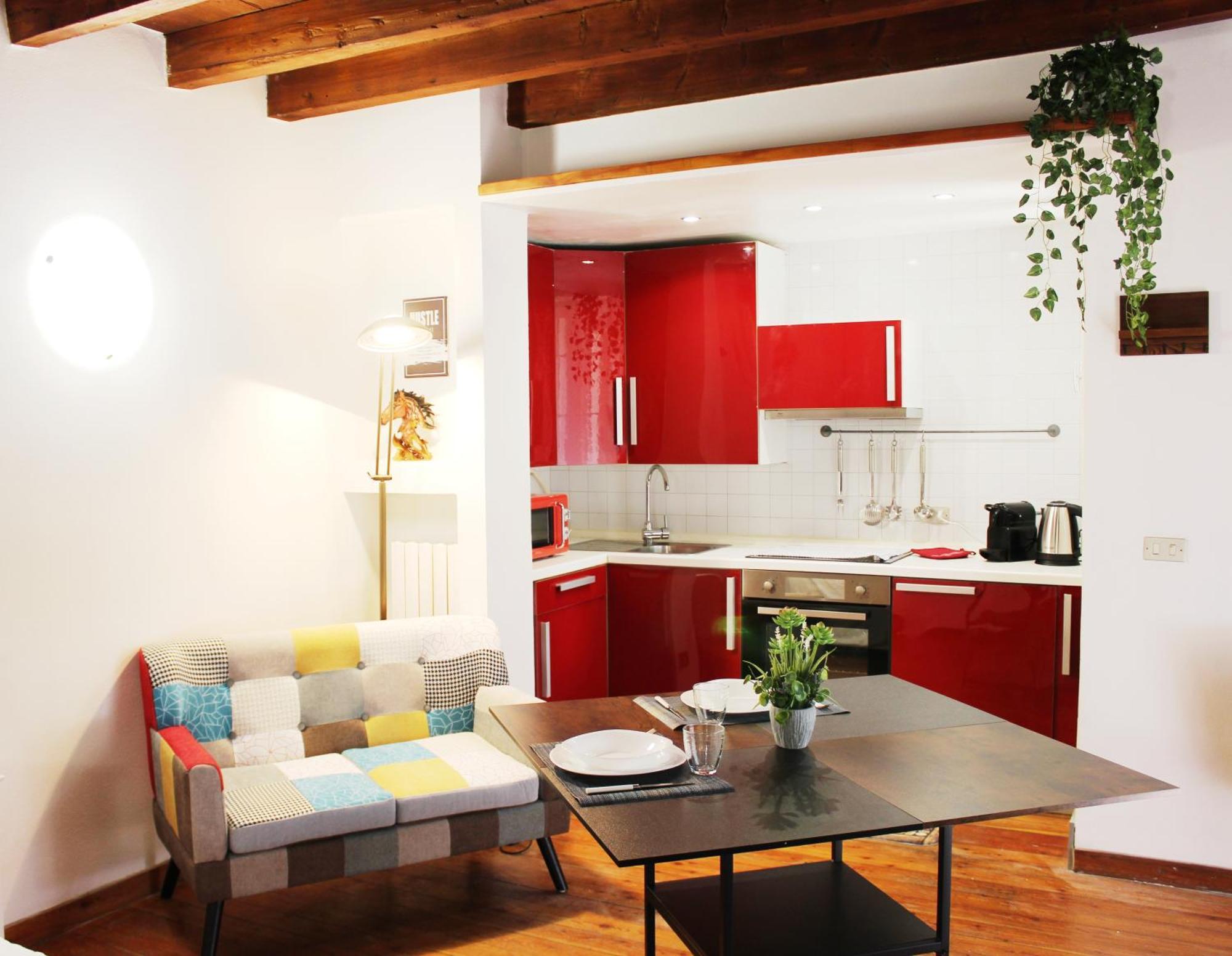 Hbhall Navigli 2 * Milão