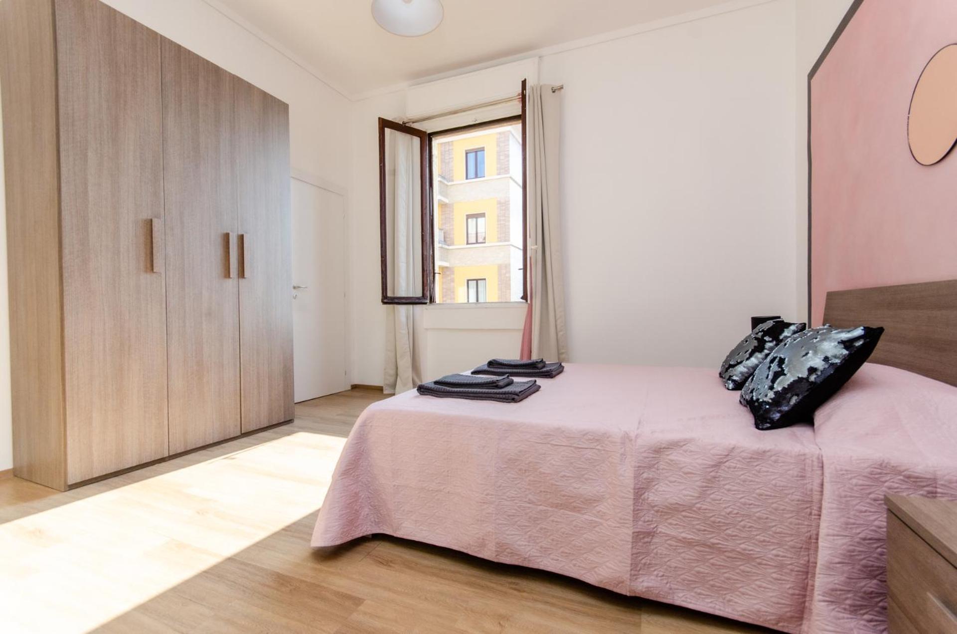 Privatunterkunft Pink *