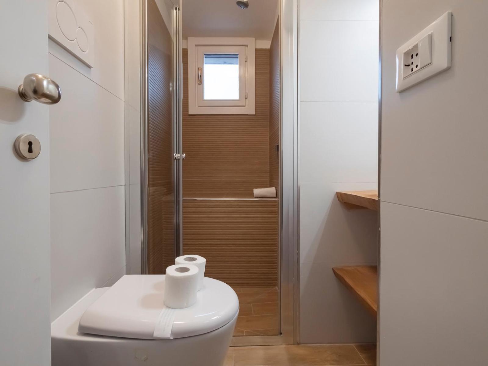 Xenia - Elegant Penthouse In Fiera Area * Mailand
