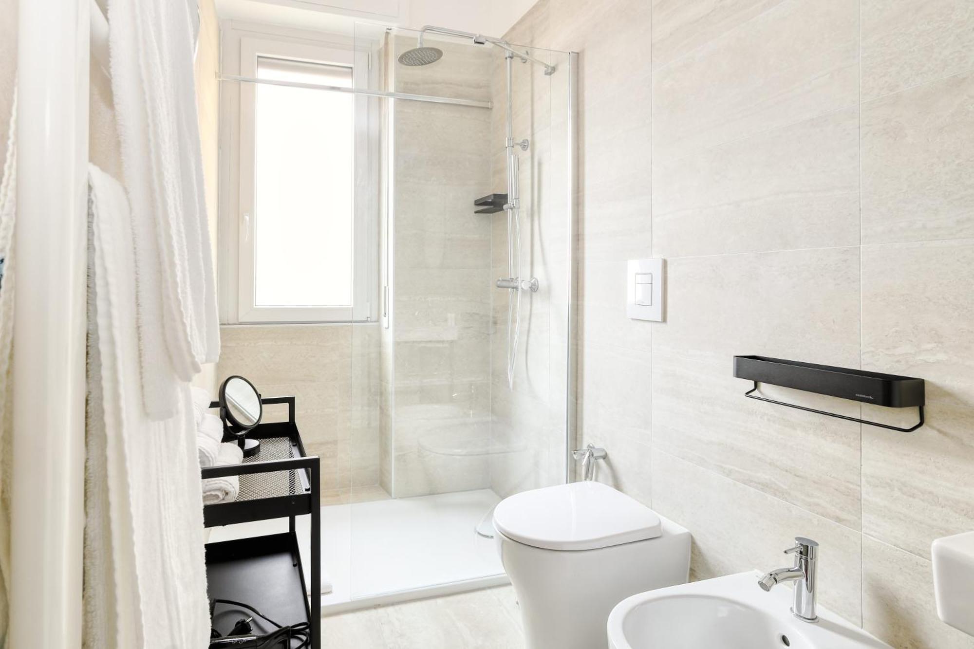 Joivy 1-bed With Balcony Near Subway * Mailand