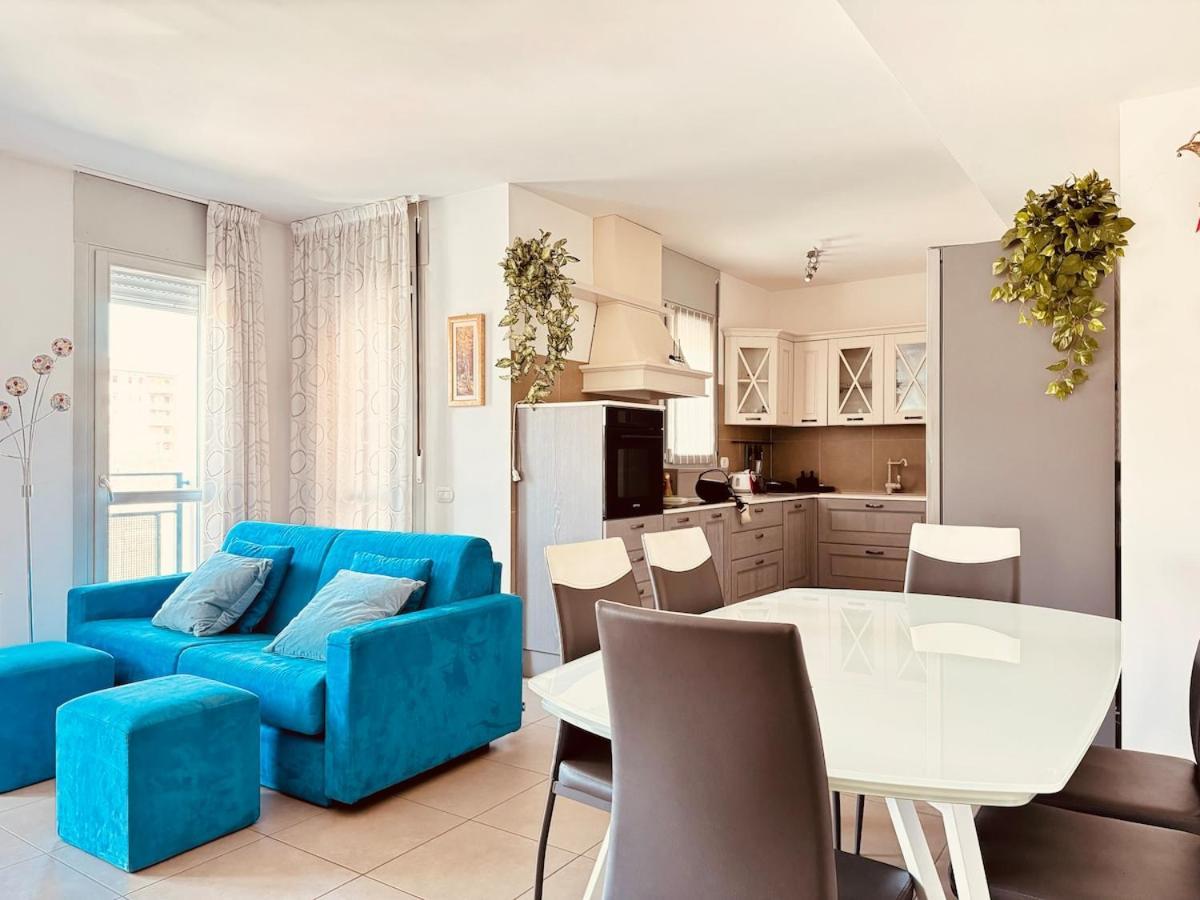 Apartment Homeby, Barbara *