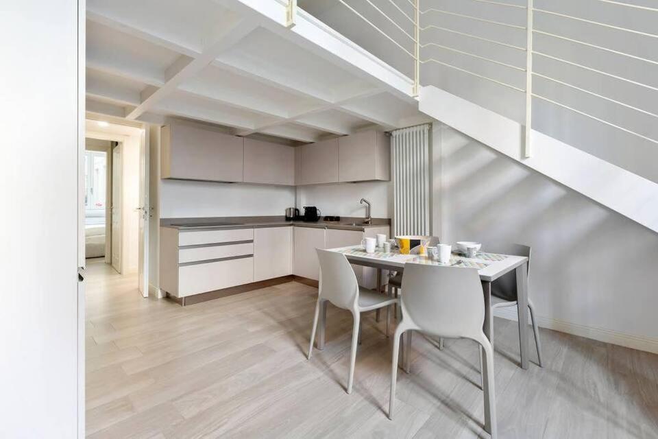 Luxury Duplex Corso Magenta 3pax-wifi Apartment Mailand