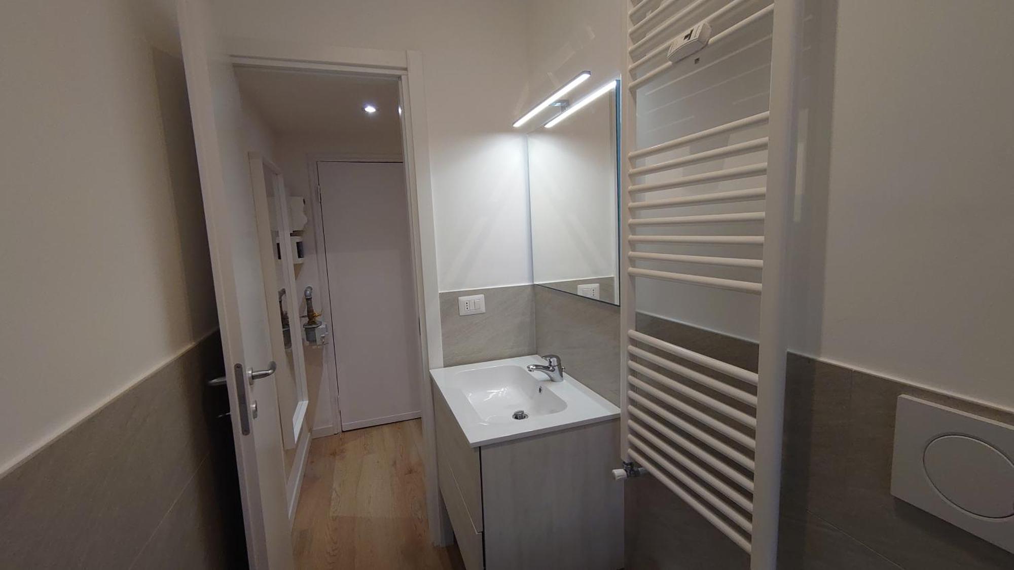 Moderno Monolocale Zona Porta Romana - Insubria 1pdx Apartamento Milão