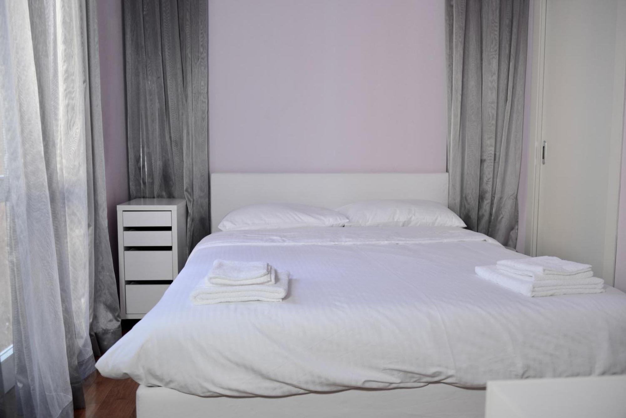 Apartment Big Luxury Shopping District Duomo Lima-m1 Fiera Mailand