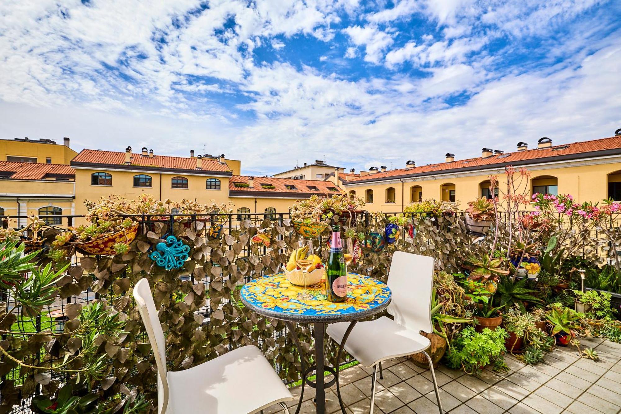 Apartment Luxy Close Navigli Milan